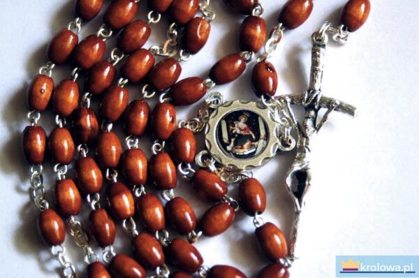 Jak odmawiać różaniec?